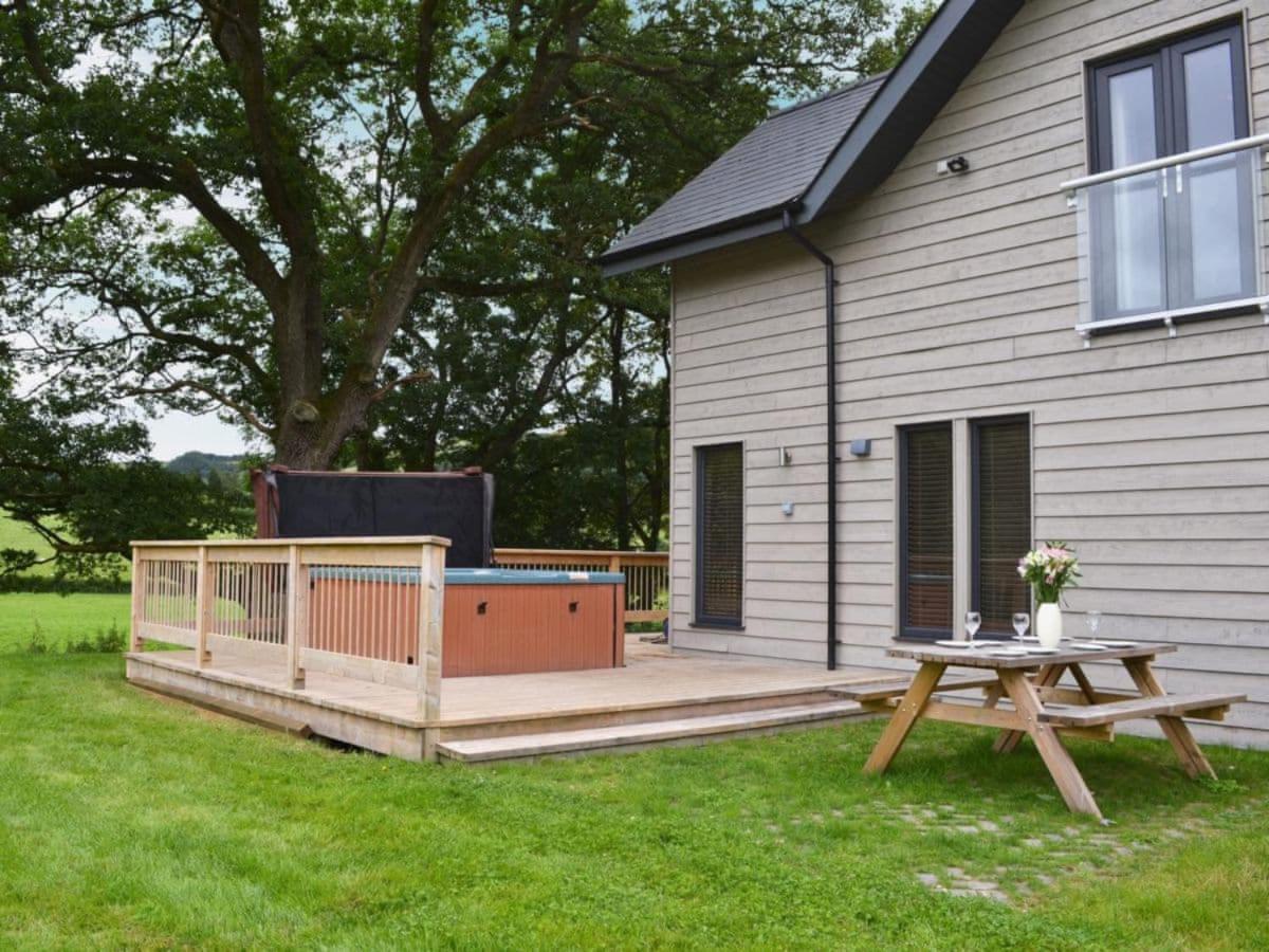 Villa Elm Escapes Knighton  Exterior foto